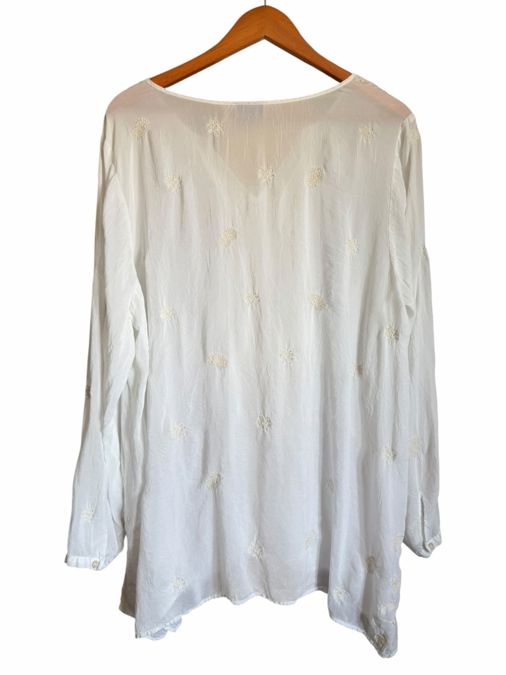 J. Jill White Embroidered Tunic Blouse XL Boho Peasant V Neck Rayon Long Sleeve - Picture 4 of 9
